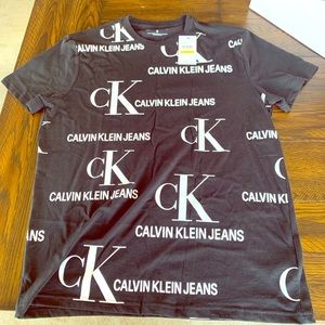 Calvin klein t-shirt